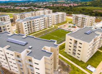 Presidente Varela entrega 400 apartamentos de Ciudad Esperanza, el segundo complejo habitacional más grande de la historia
