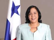 Marcela Paredes es designada Embajadora de Panamá en Chile tras su renuncia al MEDUCA