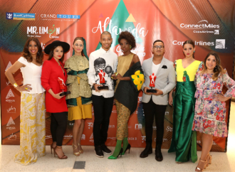 17 estudiantes de Diseño de Modas participaron en la Tercera Edición del Young Fashion Designers Awards