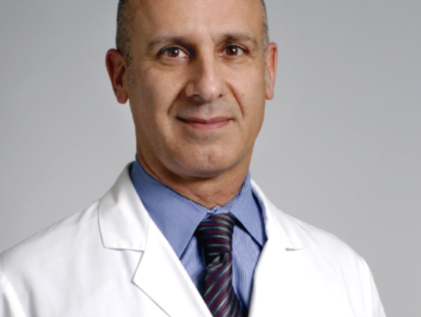Cleveland Clinic realiza cirugía robótica para tratar el cáncer de próstata