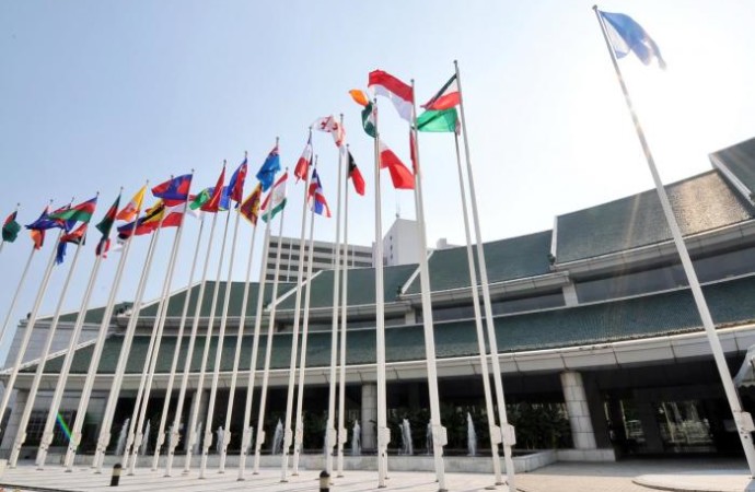 La ONU pide «urgencia» en las negociaciones climáticas en Bangkok
