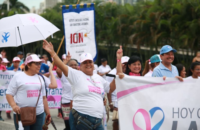 En “Caminata y Festival de Luz” se reitera la importancia de la prevención y detección temprana del cáncer