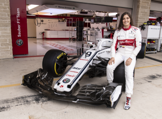 Tatiana Calderón, piloto de pruebas de Alfa Romeo Sauber F1 Team, conducirá el C37 durante un evento promocional en la Ciudad de México
