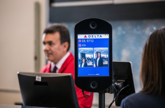 Delta revela en Atlanta la primera terminal biométrica de los Estados Unidos; próximo destino: Detroit