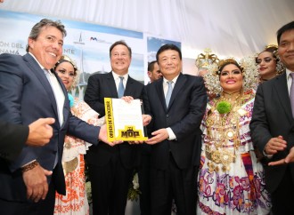 Presidente Varela entrega orden de proceder para construcción del Cuarto Puente sobre el Canal de Panamá