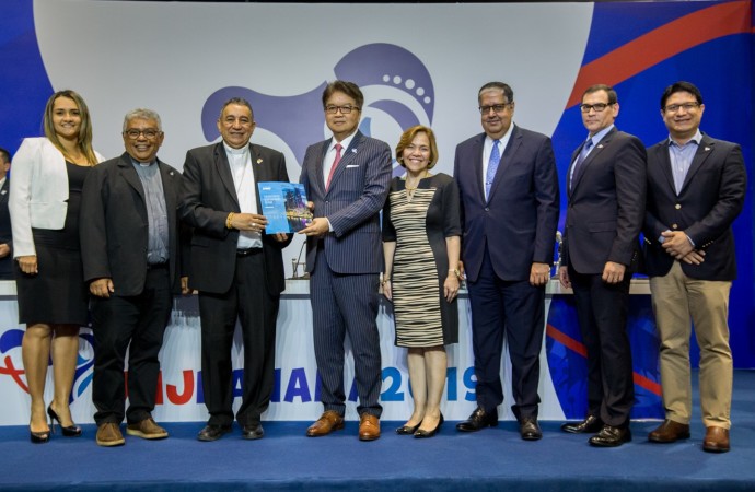 KPMG en Panamá firma convenio con la Fundación JMJ 2019