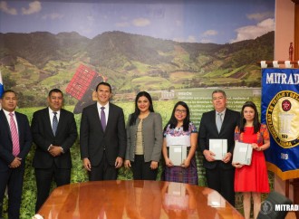 Panamá y Guatemala intercambian experiencias en materia laboral