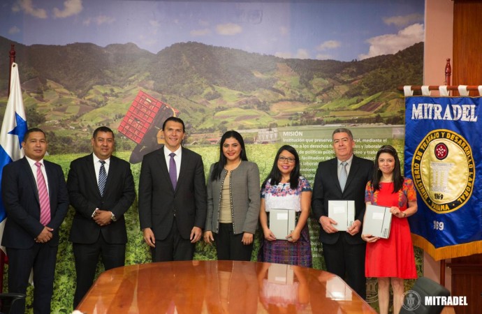 Panamá y Guatemala intercambian experiencias en materia laboral