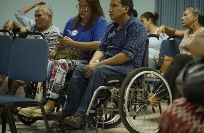 Blandón propone mayor atención a personas con discapacidad