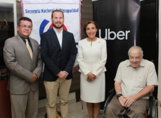 Uber, en alianza con la SENADIS, lanza UberAssist en Panamá