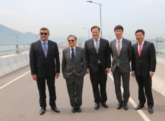 “Cuarto puente sobre el Canal tiene el respaldo de una empresa con sólida trayectoria global”, presidente Varela