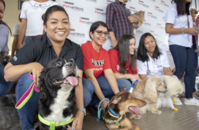 Nestlé Panamá primera oficina en Centroamérica en participar del Purina® Pets at Work