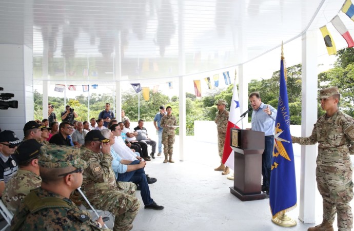 Presidente Varela inaugura la nueva Base Táctica de Guázaro