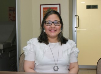 Ilda de Soriano, paciente y escritora, exhorta a la población a realizarse el examen electroforesis de hemoglobina