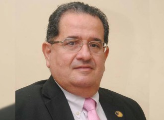 Ejecutivo nombra Oscar Sittón Ortega nuevo director de Senadis