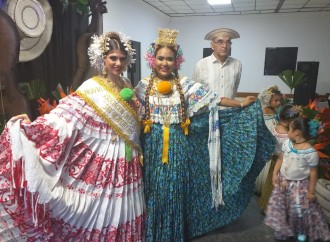Santeños de San Miguelito celebraron su baile de violines y coronaron su novia 2019-2020