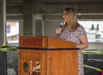 Ministra Zapata participa en clausura de campaña de seguridad del Suntracs