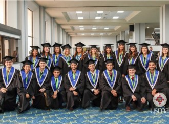USMA gradúa a 876 profesionales en el año de su quincuagésima promoción