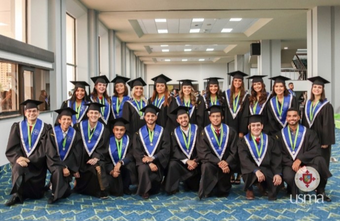 USMA gradúa a 876 profesionales en el año de su quincuagésima promoción