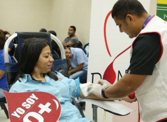 Grupo Melo dona 109 pintas de sangre para pacientes del Instituto Oncológico Nacional