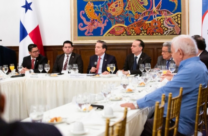 Presidente Cortizo Cohen advierte que Panamá está por encima de intereses particulares y de partidos políticos