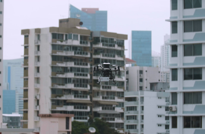 Panamá, pionero en el uso de drones  para servicios interbancarios