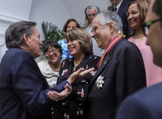 Gobierno otorga Orden Vasco Núñez de Balboa a Rolando Murgas Torraza