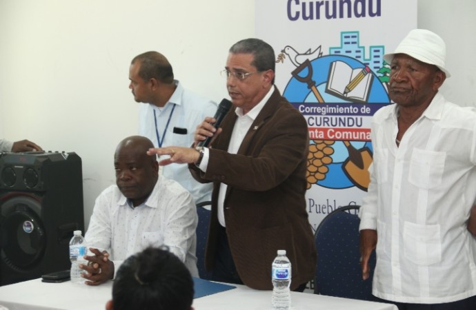Moradores de Curundú y Miviot acuerdan reubicación