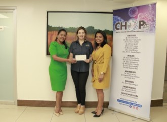Centro Hemato Oncológico Panamá entregó donación a FUNDACÁNCER