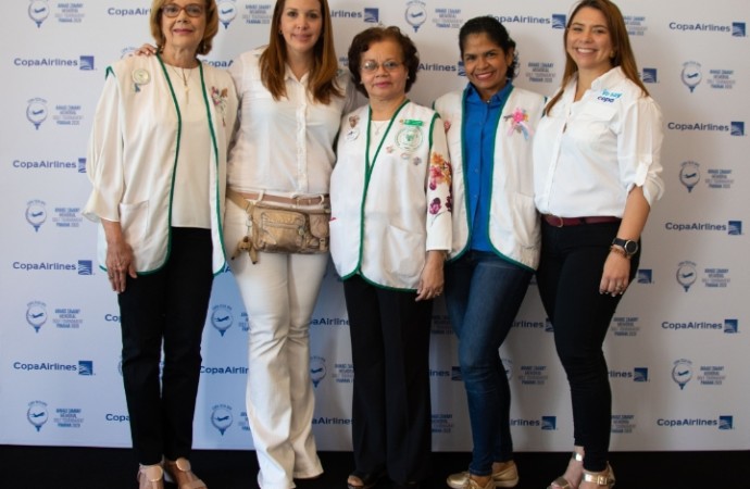 Copa Airlines entrega donativo a la Asociación Nacional de Pacientes de Quimioterapia