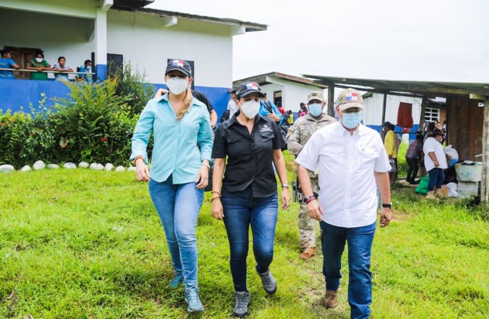 MIDES moviliza ayuda social a víctimas por afectadas por el desbordamiento de Río Bejuco