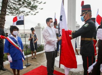 Panamá rinde tributo a los Símbolos Patrios