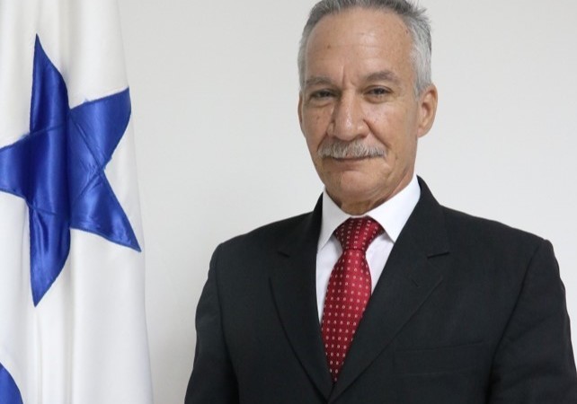 Abogado Edgardo Reyes asume interinamente cargo de Director del Instituto Panameño Autónomo Cooperativo