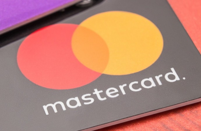 Mastercard e Island Pay Lanzan la Primera Tarjeta Digital del Mundo Vinculada a la Moneda de un Banco Central