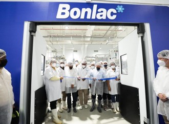 Presidente participa en inauguración de nueva planta de Bonlac