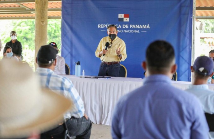 Gobierno cumple con obras solicitadas por comunidad de Tambo en Coclé