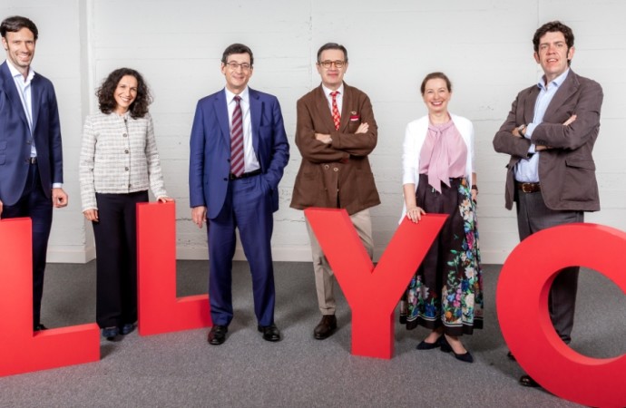 Nueva organización de LLYC en Europa