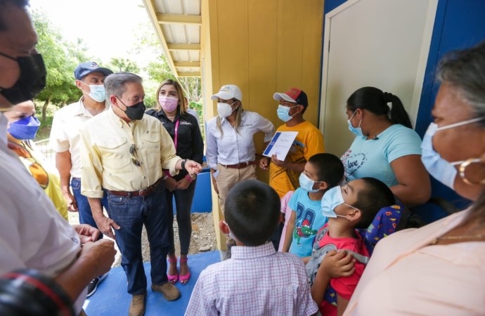 Presidente Cortizo Cohen pide a los panameños vacunarse contra la pandemia