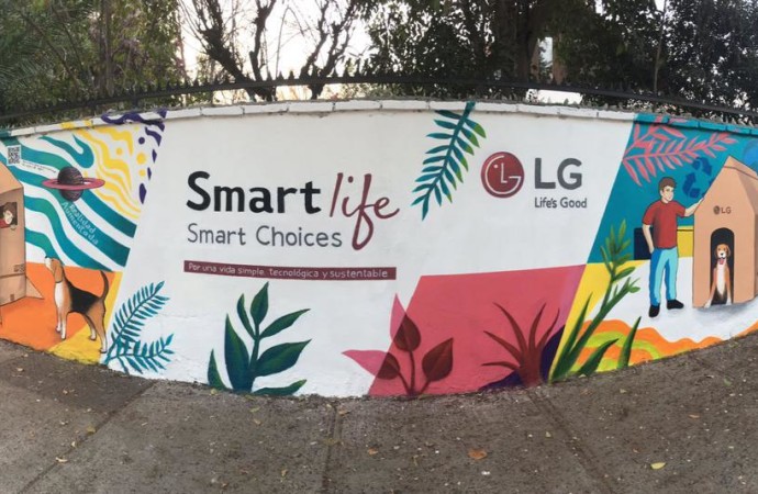LG Electronics junto a Planta inauguran mural sustentable que absorbe el CO2 del ambiente