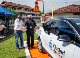 Celsia y Ciudad del Saber inauguran estación de recarga para vehículos eléctricos