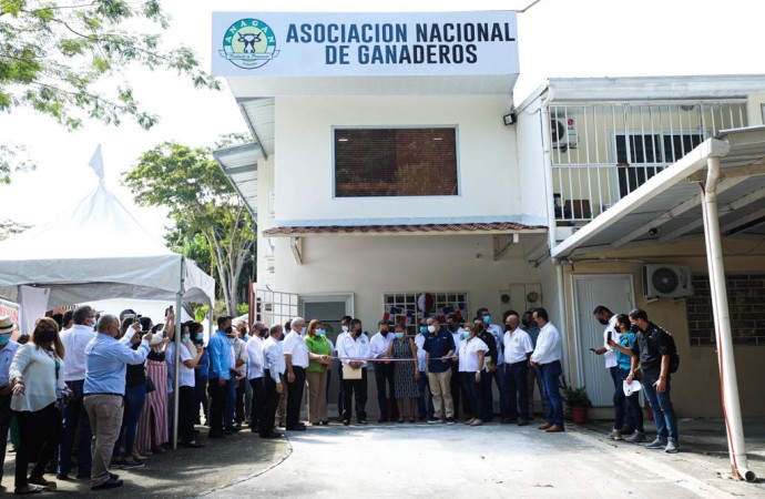 Presidente Cortizo participa en inauguración de la nueva sede de la Asociación Nacional de Ganaderos «ANAGAN»