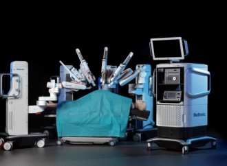 Panamá, primer país del mundo en utilizar el sistema de cirugía asistida por Robot Hugo™ en procedimientos colorrectales