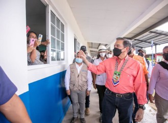 Presidente Cortizo entrega beneficios en Gira de Trabajo Comunitario Tierra Adentro en la comarca Emberá Wounaan