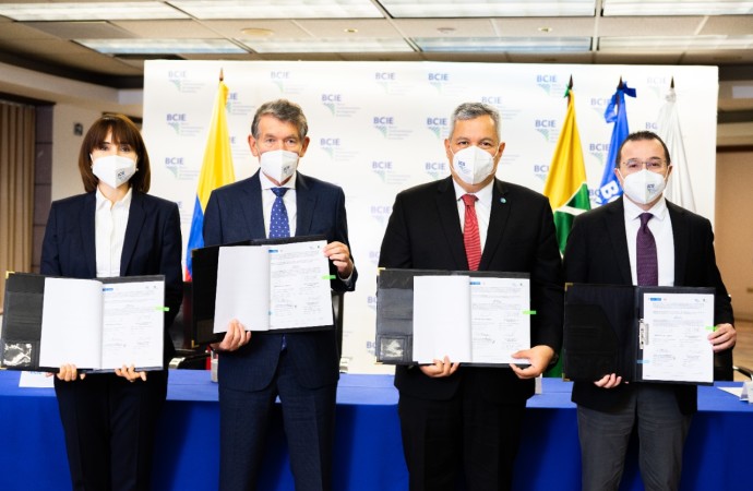 BCIE establece alianza para promover la inserción laboral en la región y en Colombia