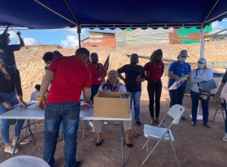 Miviot realiza censo para asignación definitiva de lotes a familias reubicadas en La Chorrera