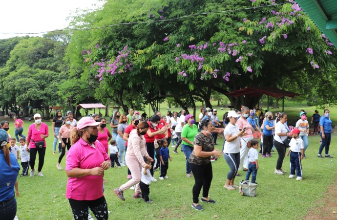 Programa de Estimulación Precoz del IPHE festeja su aniversario en el Parque Omar
