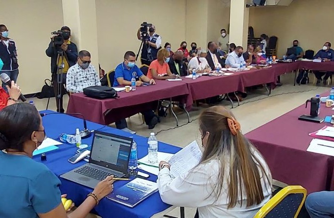 Mesa bilateral del Meduca y gremios docentes celebra primera reunión del 2022