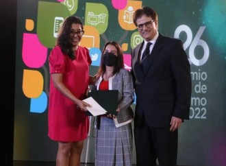 Periodistas de SERTV reciben premios del Fórum de Periodistas