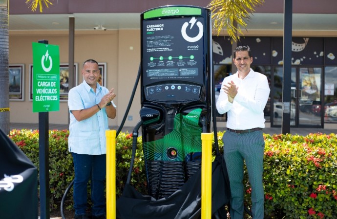 Evergo instala 4 nuevos cargadores de autos eléctricos en Penonomé y Santiago de Veraguas