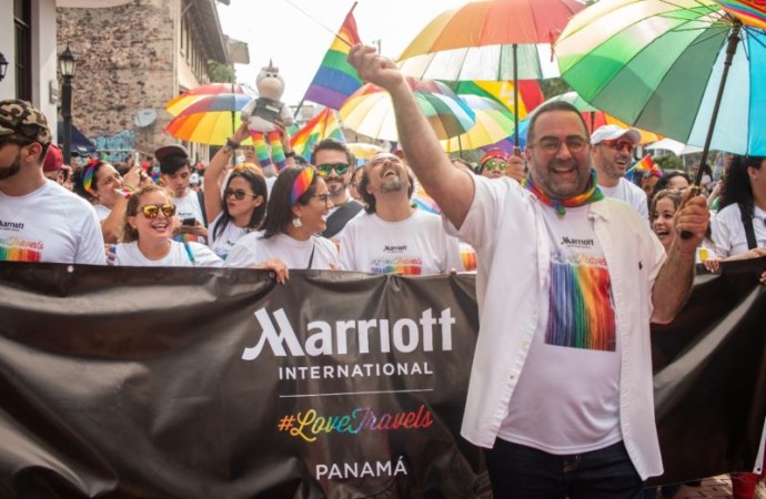 Hoteles de Marriott International en Panamá abrazan la diversidad y conmemoran el Mes del Orgullo LGTBQ+